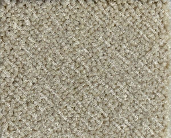 Moqueta sostenible de PET reciclado en tono azul grisáceo con textura uniforme de bucle bajo