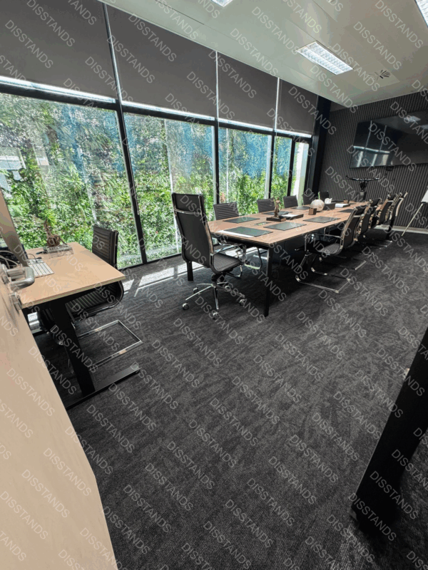 Moqueta comercial Crossdis bucle estructurado instalada en oficina