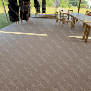 Moqueta sisal sintética Lasdis instalada salón interior aspecto natural