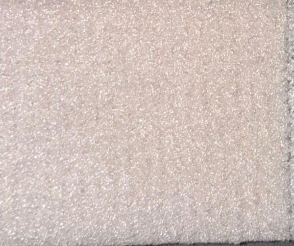Detalle de textura de moqueta Timelediss tipo rizo en tono morado púrpura vibrante
