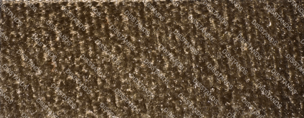 Ficha técnica moqueta Velvedis: composición 100% poliéster, peso 650 gr/m², ancho 200 cm, certificación Fire Resistant