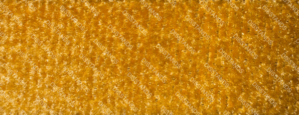 Ficha técnica moqueta Velvedis: composición 100% poliéster, peso 650 gr/m², ancho 200 cm, certificación Fire Resistant