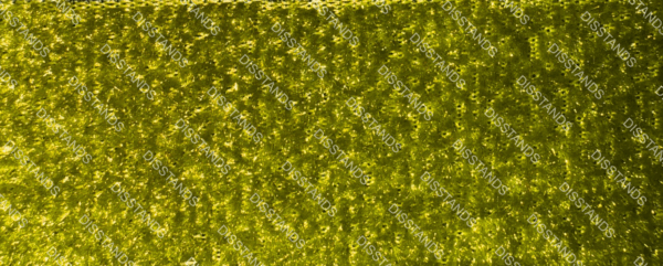 Ficha técnica moqueta Velvedis: composición 100% poliéster, peso 650 gr/m², ancho 200 cm, certificación Fire Resistant