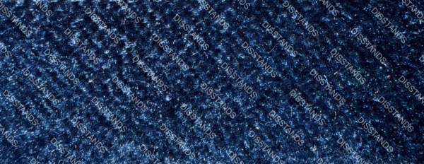 Ficha técnica moqueta Velvedis: composición 100% poliéster, peso 650 gr/m², ancho 200 cm, certificación Fire Resistant